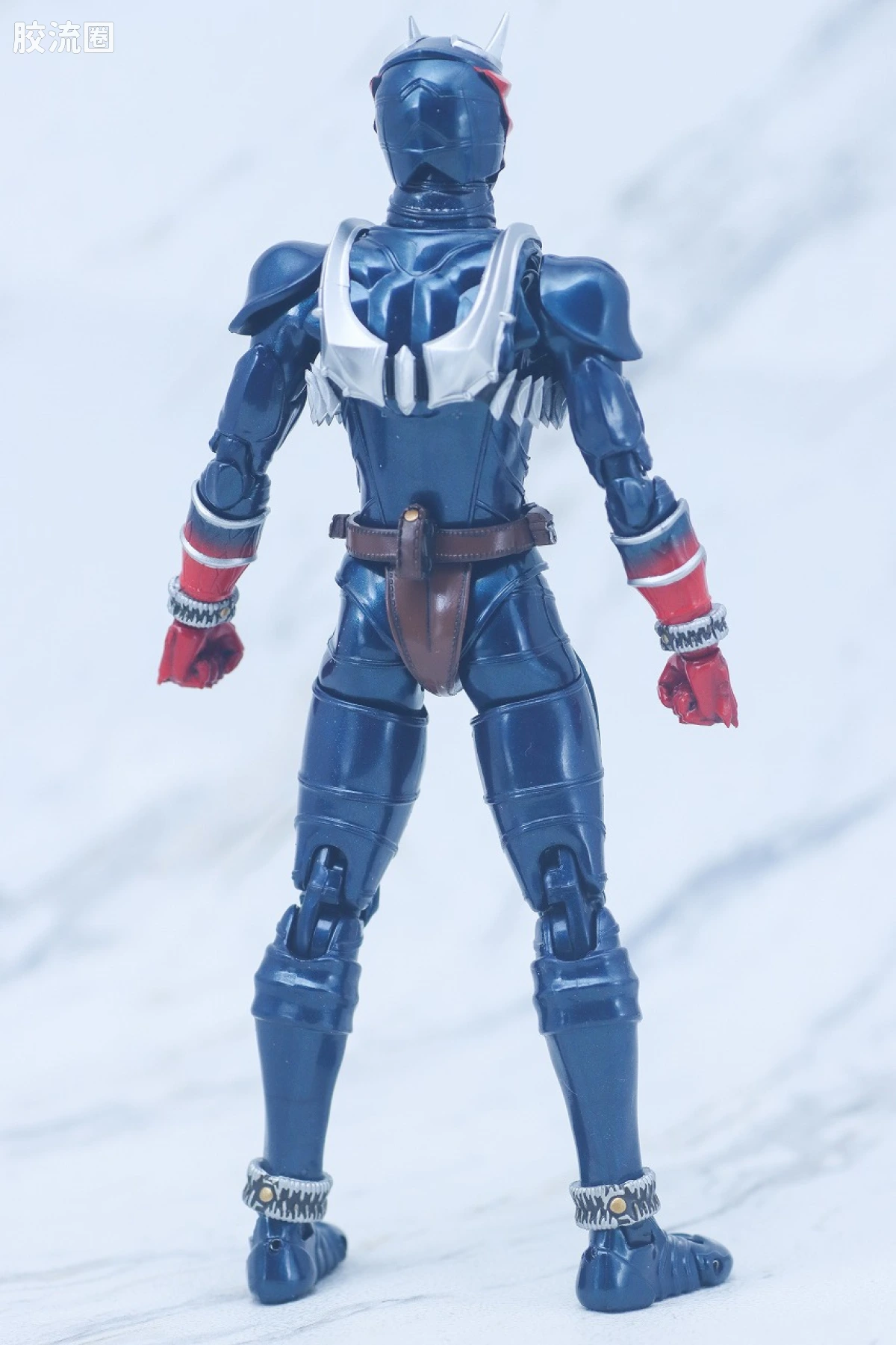 SHF 真骨雕假面骑士系列 假面骑士响鬼 20th Anniversary Ver. - 图片